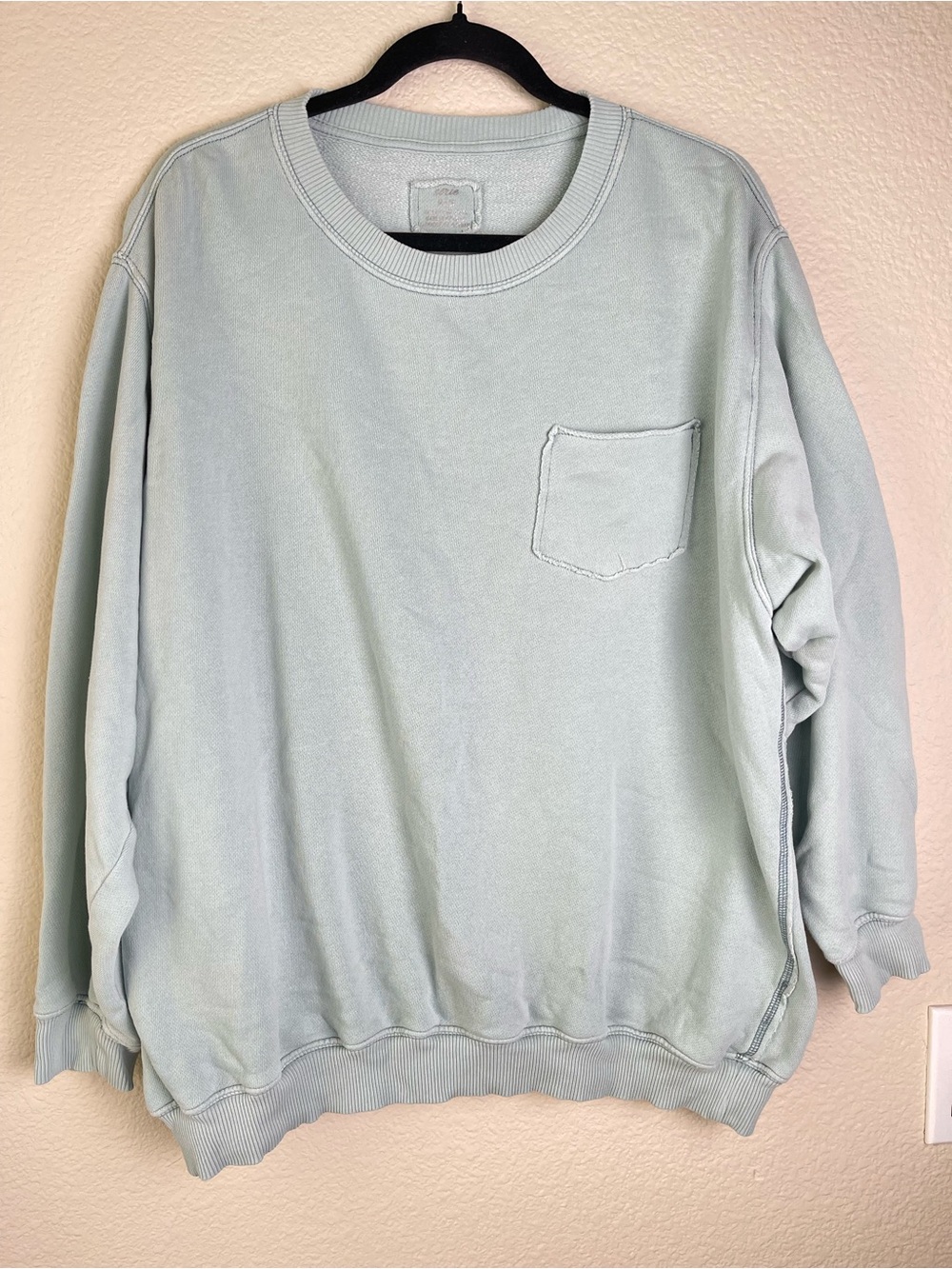 Aerie Oversized Pullover Graphic Heart Sweatshirt With Pocket Size Medium